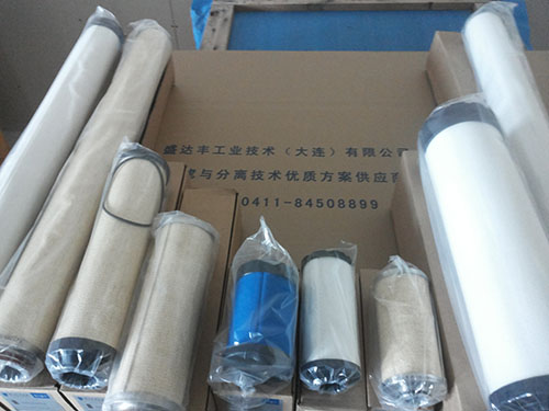 盛达丰仓库WALKER压缩空气过滤器和SRA压缩空气过滤器的滤芯实物照片
